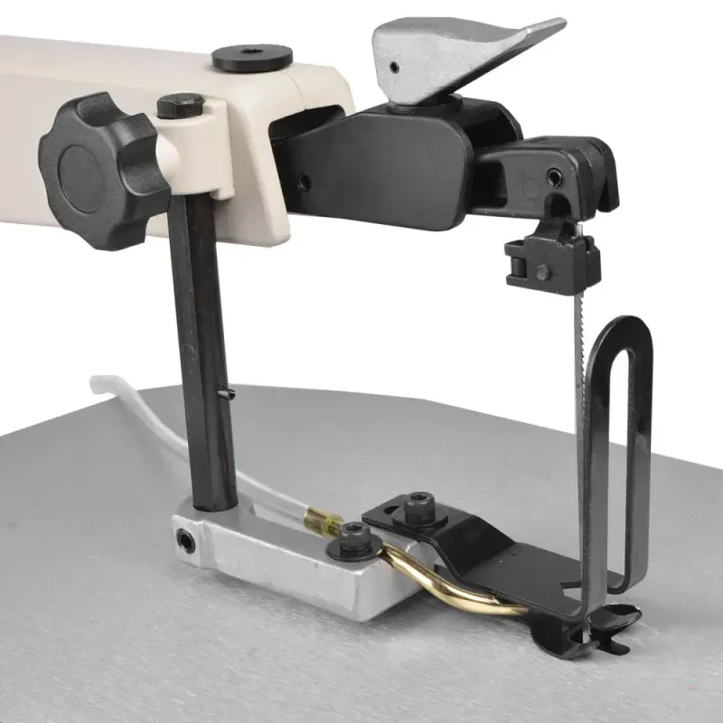 Serra-Tico-Tico-De-Bancada-130W-Sj401-Makita---220V