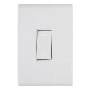 Conjunto 4x2 com 1 Interruptor Liz 10A 250V Branco Tramontina