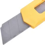 Estilete-Profissional-de-Plastico-com-Trava-18mm-Kala