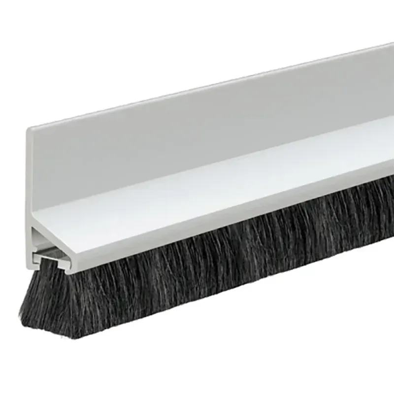 VEDA-PORTA-ADESIVADO-TECNOPERFIL-PVC-BR-80CM-ESCOVA