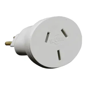 ADAPTADOR 3P CHATO ILUMI PARA 3P RED 20A CZ