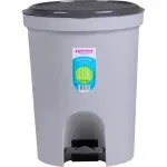 Lixeira-Redonda-de-Plastico-com-Pedal-135L-Sanremo