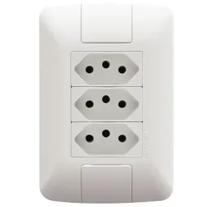 Conjunto de 3 Tomadas 2P+T Aria 10A Branco 250V Tramontina