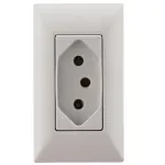 Conjunto para-Movel-com-1-Tomada-2P-T-Branca-10A Tramontina